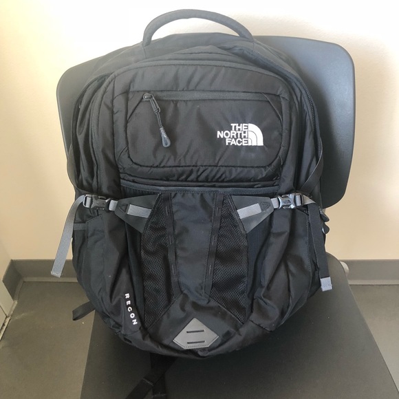 north face recon backpack black